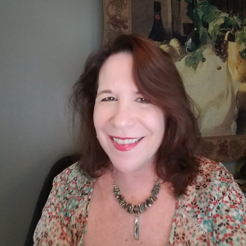 Meet your Posher, Lynette